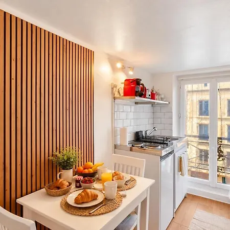 Apartment Cosy Cocon In Heart Of Versailles